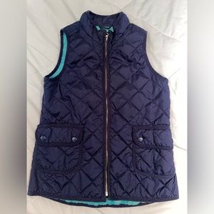 KIDS size 14 Old Navy quilted vest. Navy blue